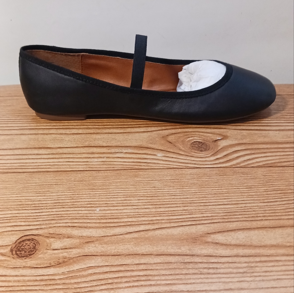 Lucky Brand mary jane flats